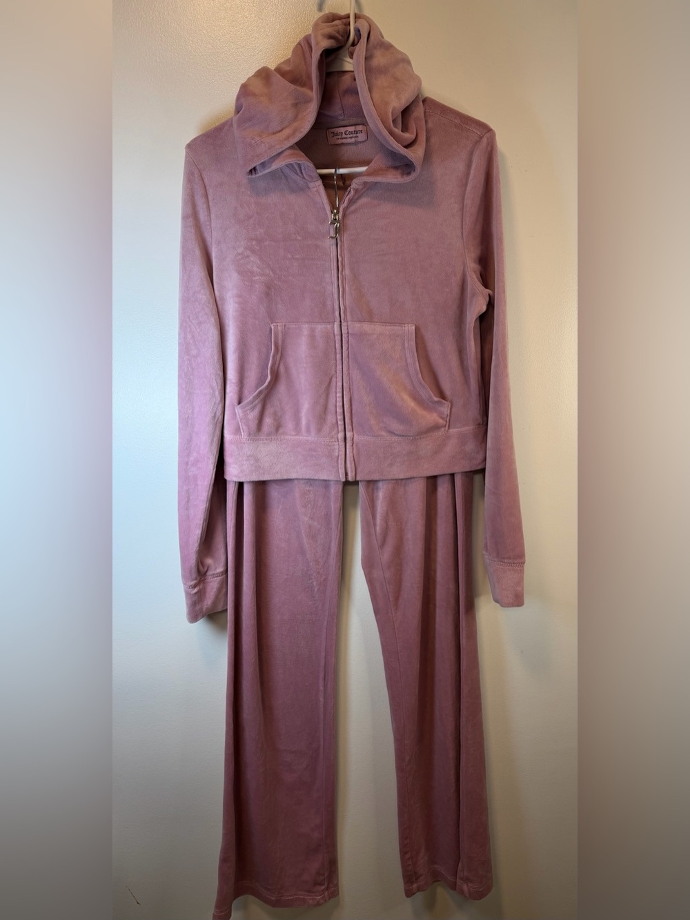 Juicy Couture Rose Pink Velour Track Suit Hoodie and Pants Bling Women’s Medium